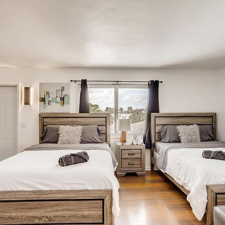 Coral Sands Huge Studio W/ 2 Queen Beds! غرب شاطئ بالم المظهر الخارجي الصورة